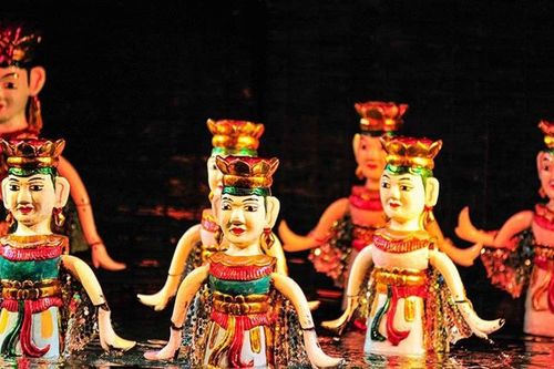 Kỳ 2: 'Giữ lửa' nhờ tình yêu văn hóa truyền thống