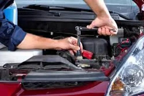 Những bộ phận xe cần kiểm tra trước mỗi chuyến đi dài