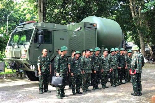Rà phá bom mìn tại hiện trường vụ nổ 4 người thương vong