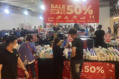 Khai mạc 'mùa' khuyến mãi hàng hiệu lớn nhất thành phố Hồ Chí Minh