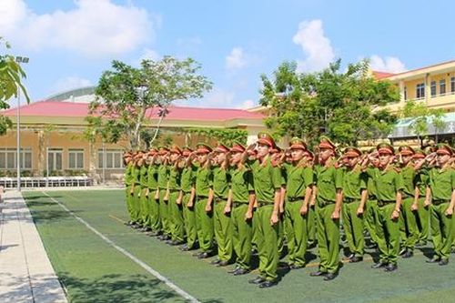 Chỉ tiêu xét tuyển hệ trung cấp CAND năm 2024 giảm một nửa so với năm 2023