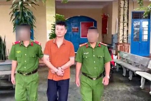 Bắt giám đốc chi nhánh văn phòng đăng ký đất đai từng 4 lần nhận hối lộ