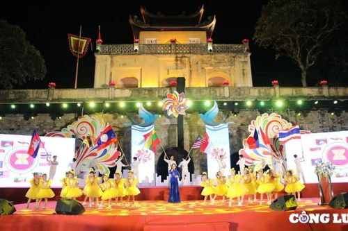 Đặc sắc chương trình khai mạc Ngày hội văn hóa hữu nghị 'Sắc màu Asean'