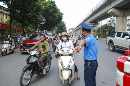 Những thay đổi theo quy định mới đối với người điều khiển xe máy từ năm 2025