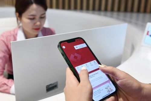 Từ 2025, không được chuyển tiền online nếu chưa xác thực tài khoản chính chủ