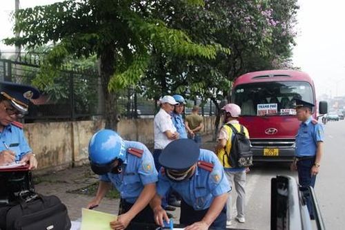 Chủ động phối hợp chống ùn tắc tại 112 vị trí, bảo đảm trật tự giao thông