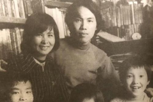 Nhà thơ Xuân Quỳnh, 'dượng Vũ' trong hồi ức của con trai