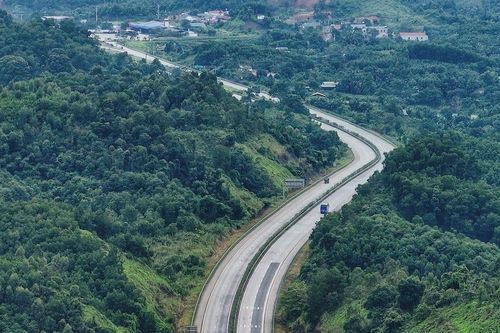Vì sao đề xuất tốc độ tối đa 60km/h với một số đoạn cao tốc?