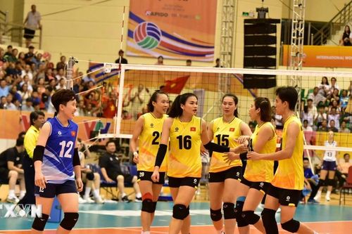 Bóng chuyền nữ VTV Cup 2024 ngày 31/8: Việt Nam-Korabelka tranh chức vô địch
