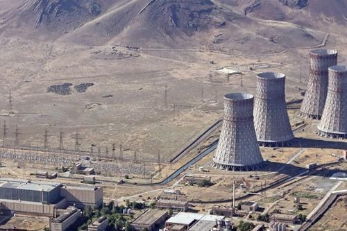 Nhà máy điện hạt nhân duy nhất của Armenia dừng hoạt động do bị sét đánh