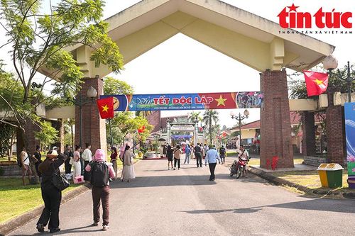 Nhiều hoạt động tại 'Ngôi nhà chung' dịp lễ Quốc Khánh