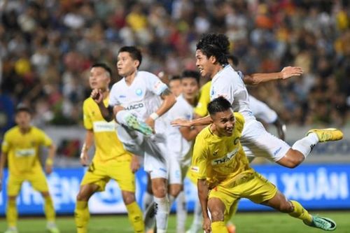 Rafaelson lập cú đúp, Nam Định giành Siêu cúp Quốc gia 2024