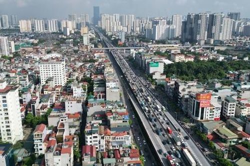 Dòng người tiếp tục rời khỏi Hà Nội trong ngày đầu nghỉ lễ 2/9