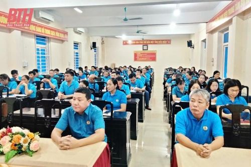 Bồi dưỡng kỹ năng nghiệp vụ công tác công đoàn cho chủ tịch công đoàn cơ sở