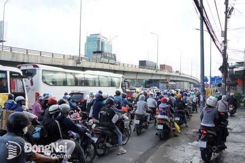 Xe đông đúc trên các quốc lộ sáng ngày đầu nghỉ Lễ Quốc khánh