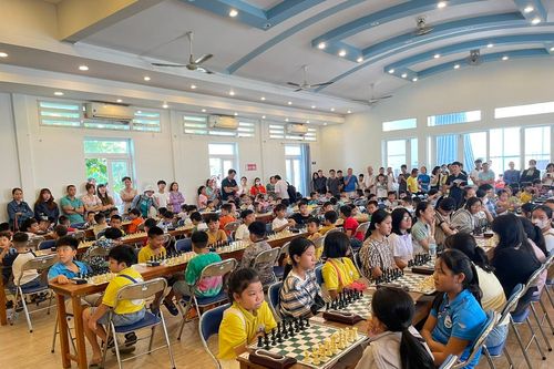 Hơn 300 vận động viên tham dự giải cờ nhanh, cờ chớp TP. Nha Trang 2024