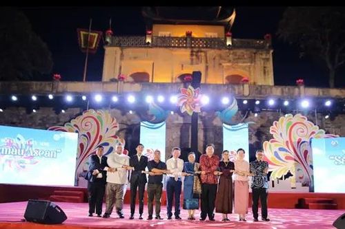Khai mạc Ngày hội Văn hóa hữu nghị 'Sắc màu Asean'