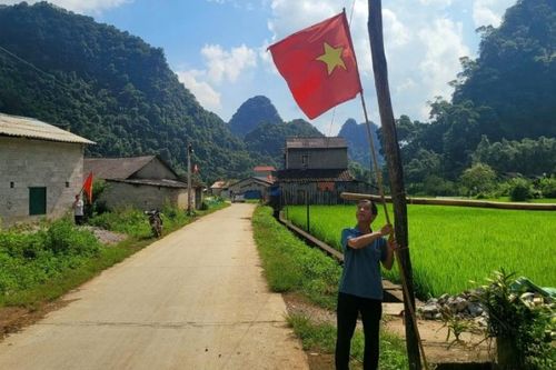 Tết Độc lập tại xã biên giới Quang Long
