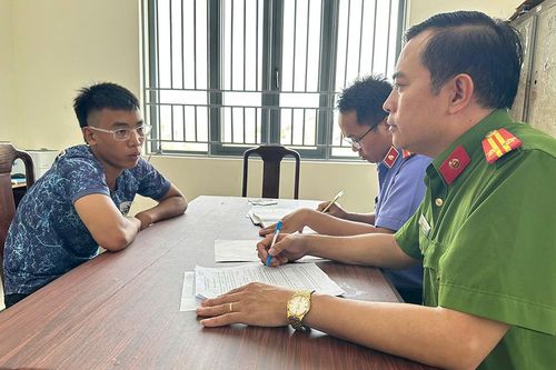 Nhóm thanh niên hẹn cô gái giao 'cỏ Mỹ' để cướp tài sản