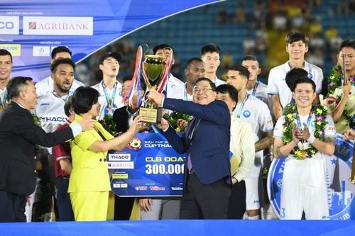 CLB Nam Định thắng đậm CLB Thanh Hóa, giành Siêu cúp Quốc gia - Cúp THACO 2023/2024
