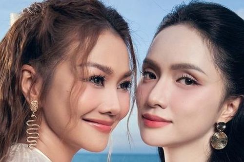 Vì sao Hương Giang lại đổ lỗi cho đàn chị Thanh Hằng khi trượt chân suýt ngã?
