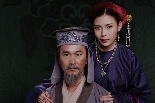 Quốc Cường - Thúy Diễm tái ngộ làm vợ chồng sau 14 năm trong phim kinh dị 'Cám'