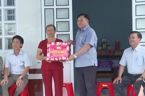 Niềm vui bên những ngôi nhà ấm áp tình thương
