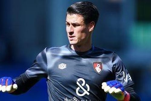 Chuyến tàu lượn cảm xúc của Kepa ngày ra mắt CLB mới
