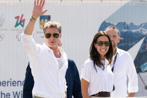 Brad Pitt đưa bạn gái đến Venice