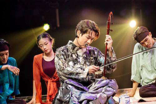 Song Luân đính chính