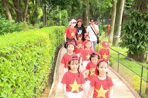 Giáo dục truyền thống yêu nước cho học sinh dịp Quốc khánh 2/9