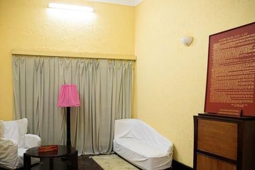 Thăm căn nhà số 48 Hàng Ngang, nơi Chủ tịch Hồ Chí Minh viết bản Tuyên ngôn độc lập
