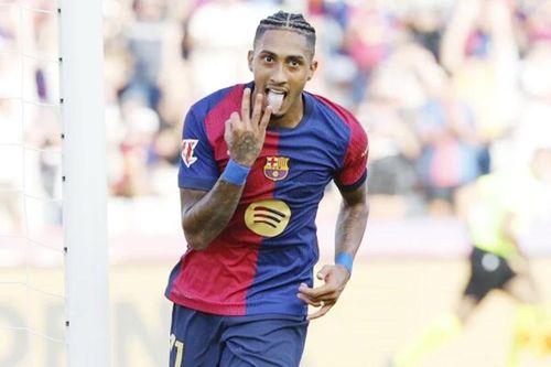 Raphinha lập hat trick, Barcelona hủy diệt Valladolid 7-0