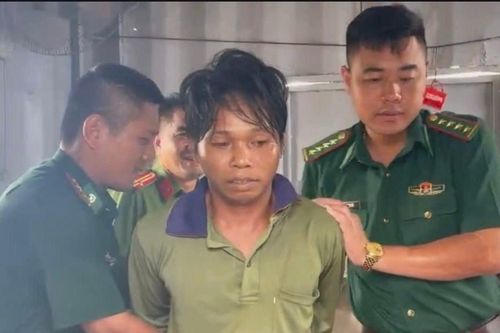 Bắt đối tượng bị truy nã lẩn trốn trên tàu cá ở Côn Đảo