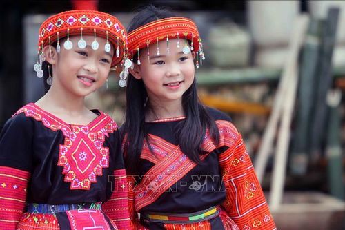 Nô nức đón Tết Độc lập ở cao nguyên Mộc Châu