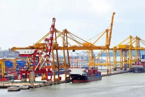 Cân bằng giữa tiềm năng kinh tế biển và phát triển bền vững