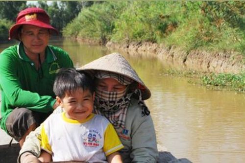 Sao nhí nổi tiếng một thời bỏ nghề, giờ là tỷ phú
