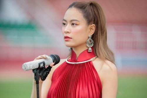 Cơ hội nào cho Hoàng Thùy Linh?