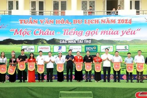 Náo nức ngày hội trên cao nguyên