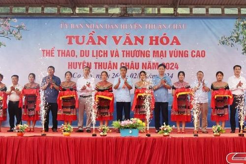 Khai mạc Tuần Văn hóa, thể thao, du lịch và thương mại vùng cao huyện Thuận Châu năm 2024