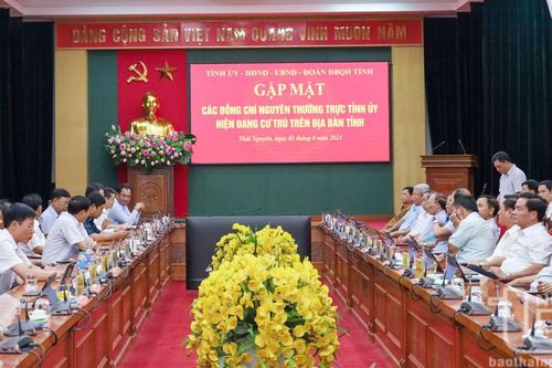 Gặp mặt các đồng chí nguyên Thường trực Tỉnh ủy