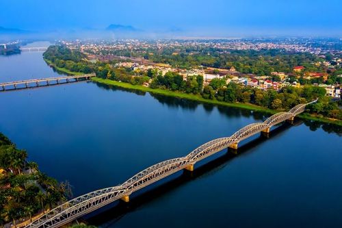 Lập Hội đồng thẩm định đề án thành lập thành phố Huế trực thuộc Trung ương