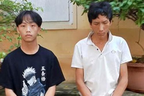 Bố dượng đưa ma túy cho con riêng của vợ để mang đi bán kiếm lời