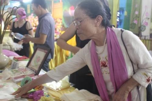 Kỳ 1: Khai thác 'mỏ vàng' kinh tế từ du lịch làng nghề