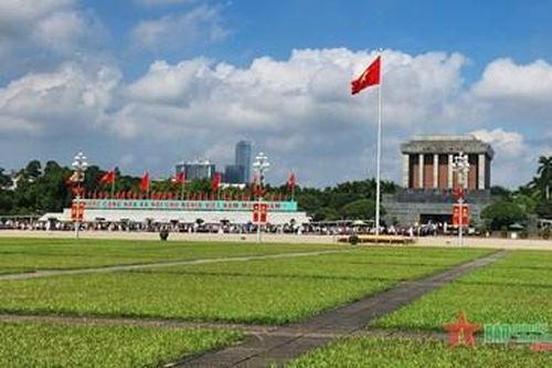 Triệu triệu trái tim nhớ Bác
