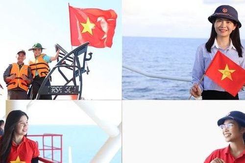 Thiêng liêng cờ Tổ quốc nơi biển trời Trường Sa
