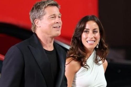 Brad Pitt dẫn bạn gái đi thảm đỏ