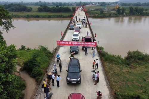 Lễ thông xe kỹ thuật dự án cầu Đò Cung bắc qua sông Lam