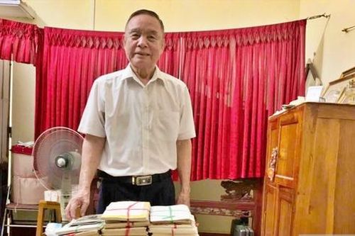 Cựu chiến binh dành 'quá nửa đời' sưu tầm ảnh Bác Hồ