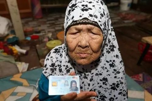 Bà cụ 112 tuổi đã 7 lần kết hôn và có 49 người cháu vẫn muốn lấy chồng lần nữa